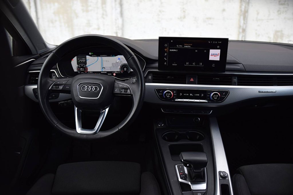 Audi A4 Allroad 40 2.0 TDI mHEV quattro S tronic, ÚPLNÁ SERVISNÁ HISTÓRIA