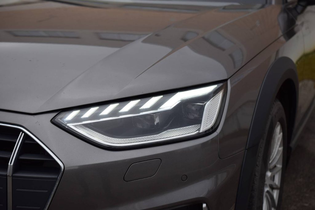 Audi A4 Allroad 40 2.0 TDI mHEV quattro S tronic, ÚPLNÁ SERVISNÁ HISTÓRIA