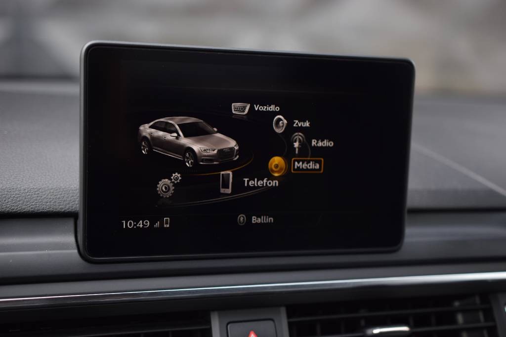 Audi A4 2.0 TDI S-LINE, PREVERENÉ VYMENENÉ ROZVODY BRZDY OLEJ a FILTRE SERVISNÁ KNIHA